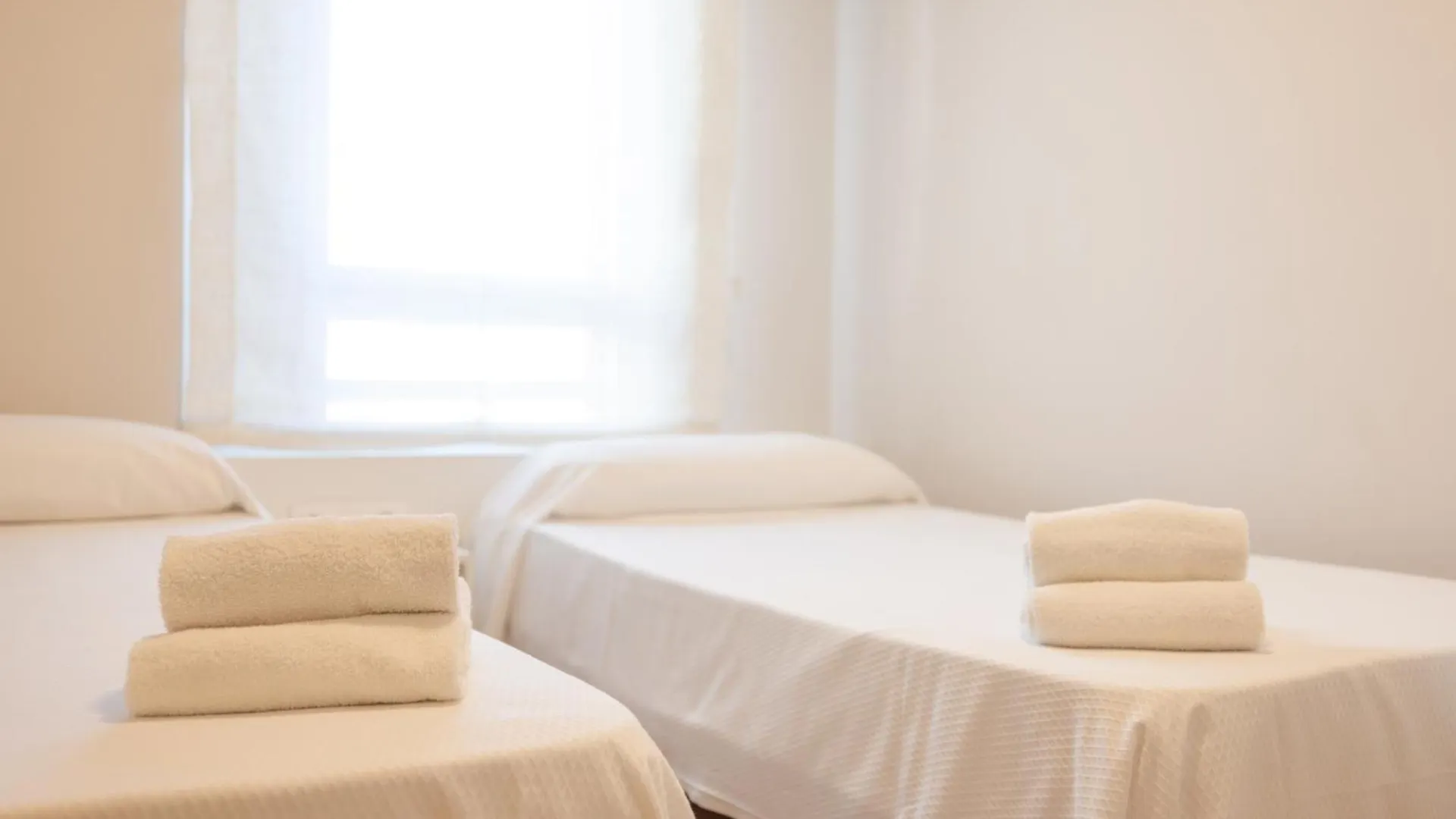 Apartaments Voralmar - Mas D'En Gran Cambrils 0*,  Spain